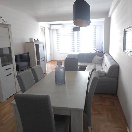 Apartman City Center 4-Setaliste 프리제도르 외부 사진