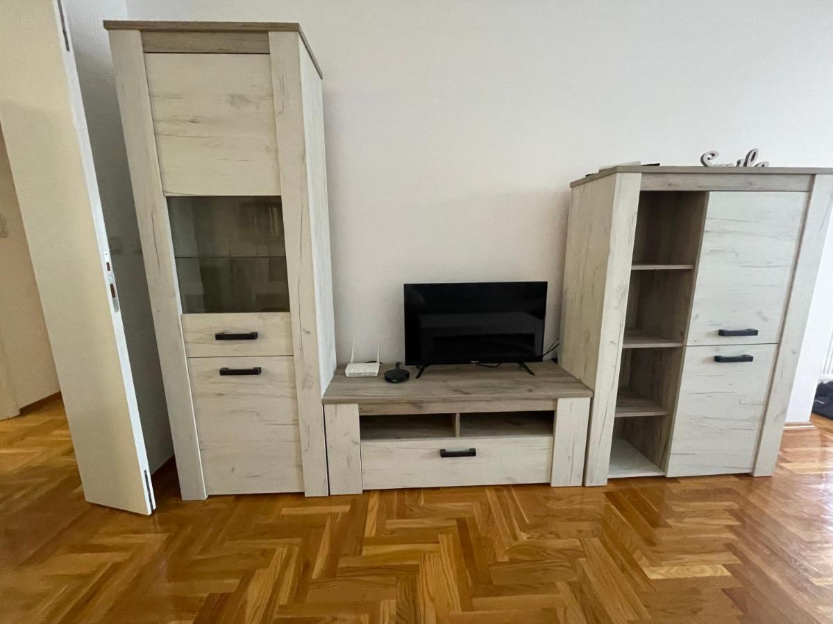 Apartman City Center 4-Setaliste 프리제도르 외부 사진
