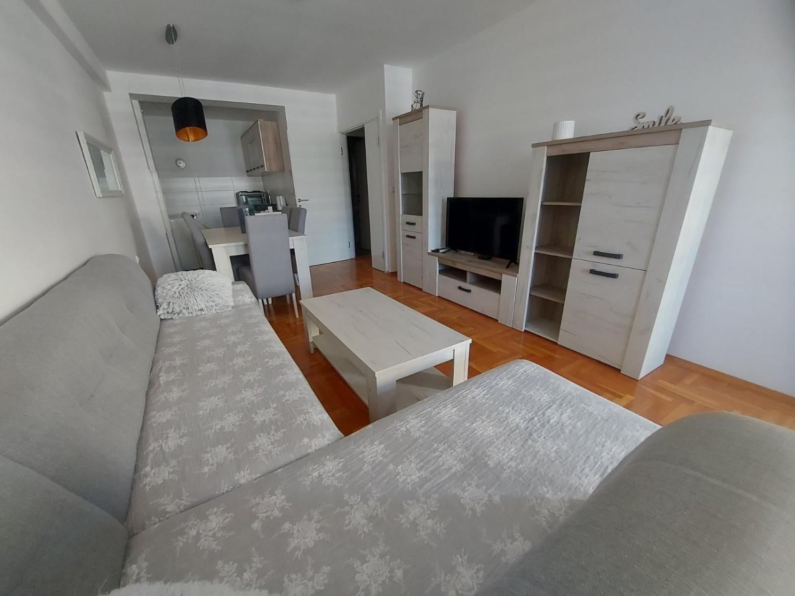 Apartman City Center 4-Setaliste 프리제도르 외부 사진